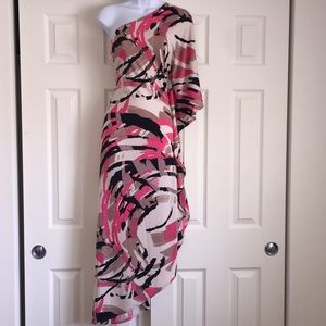 One sleeve Tori Richard Hawaiian Dress